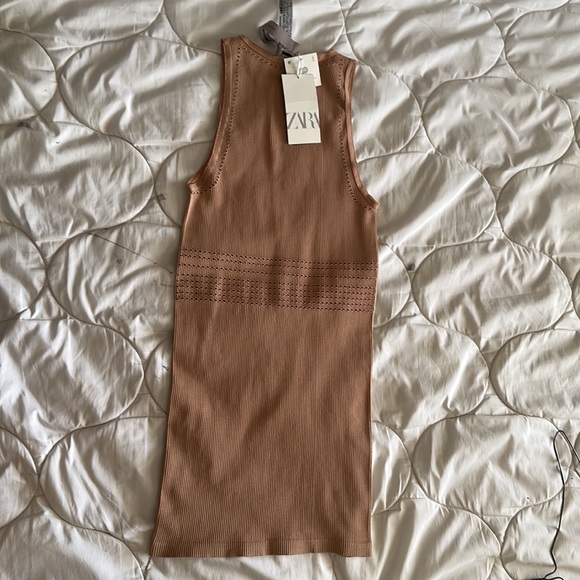 XS-S  Zara drees - Picture 4 of 4